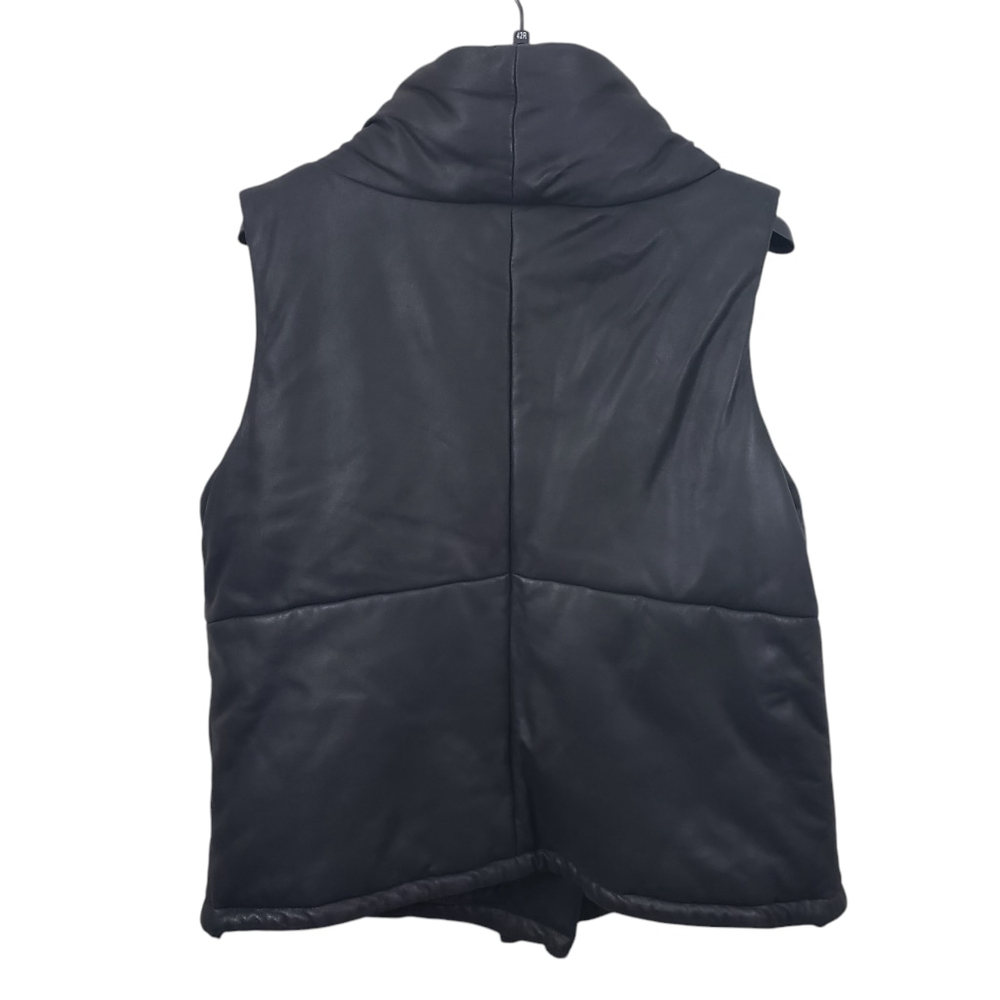 Danier Leather Puffer Vest. Size: XL - Picture 2 of 16